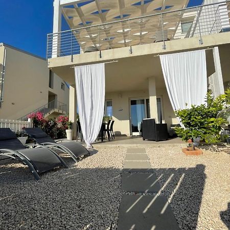 Isola Rossa Beach House Exterior photo