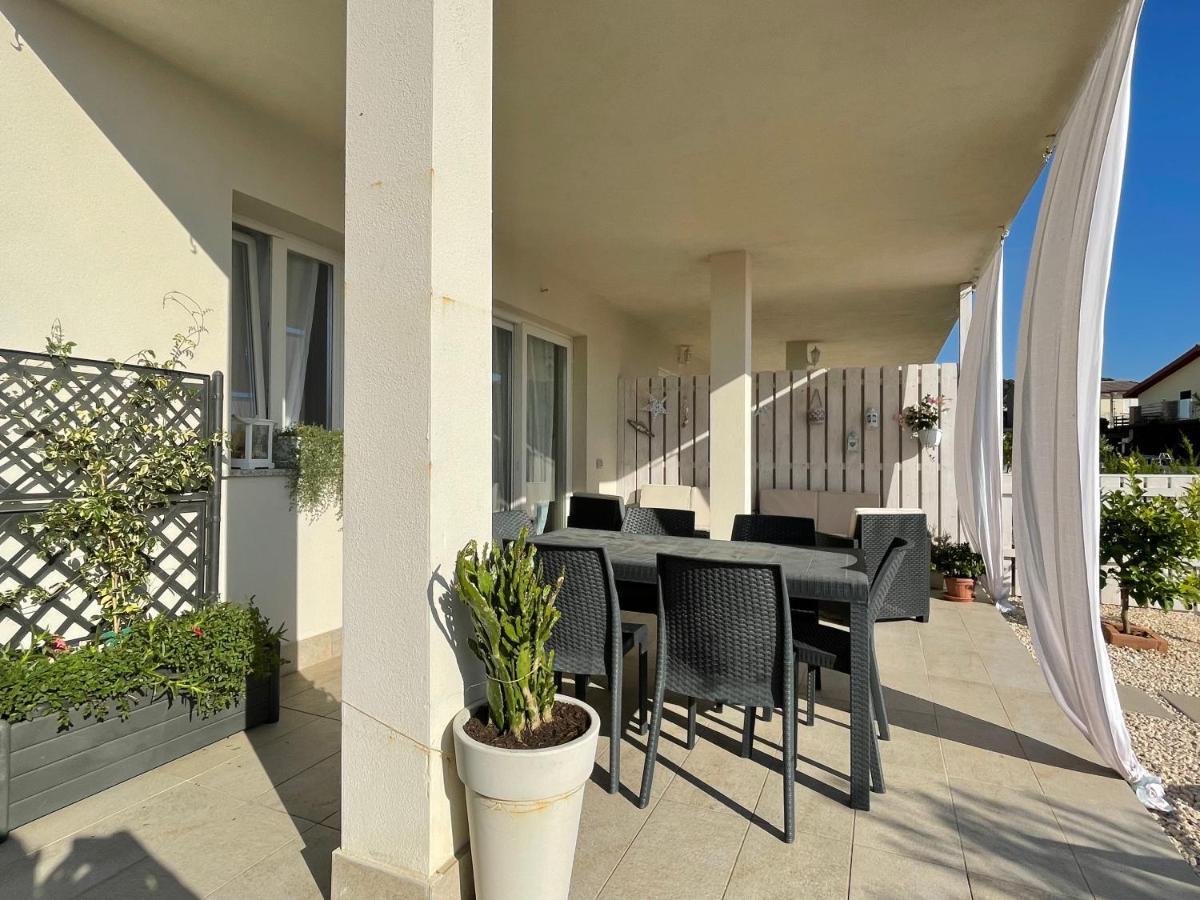 Isola Rossa Beach House Exterior photo