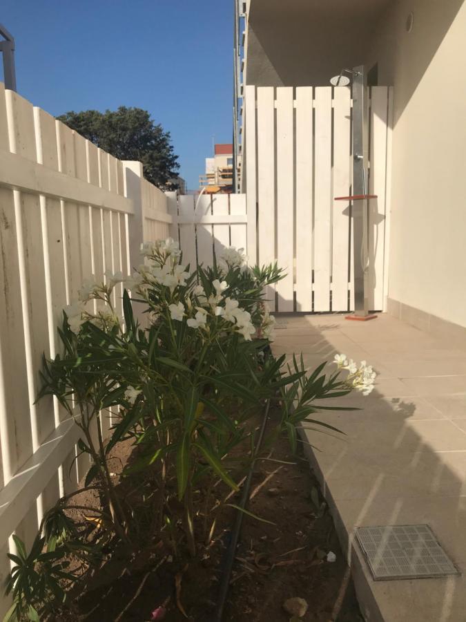 Isola Rossa Beach House Exterior photo